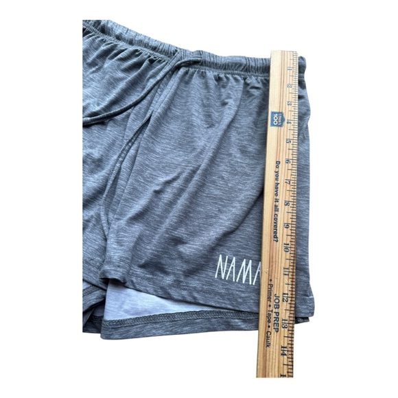 Rea Dunn women’s size large gray shorts with elastic and drawstring. - Picture 4 of 7